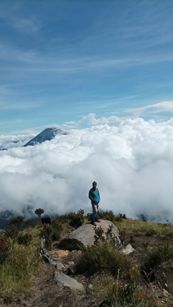 sumbing via batursari juli 2022 (117)